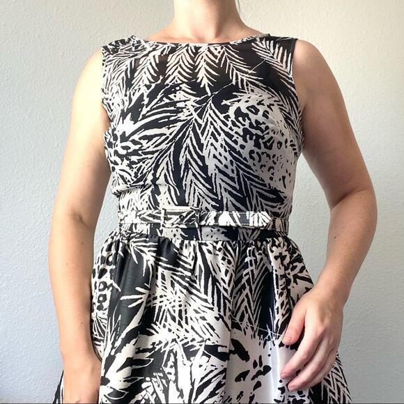 Taylor Tropical Botanical Pineapple Fit & Flare Dress Size 10 - Picture 4 of 7